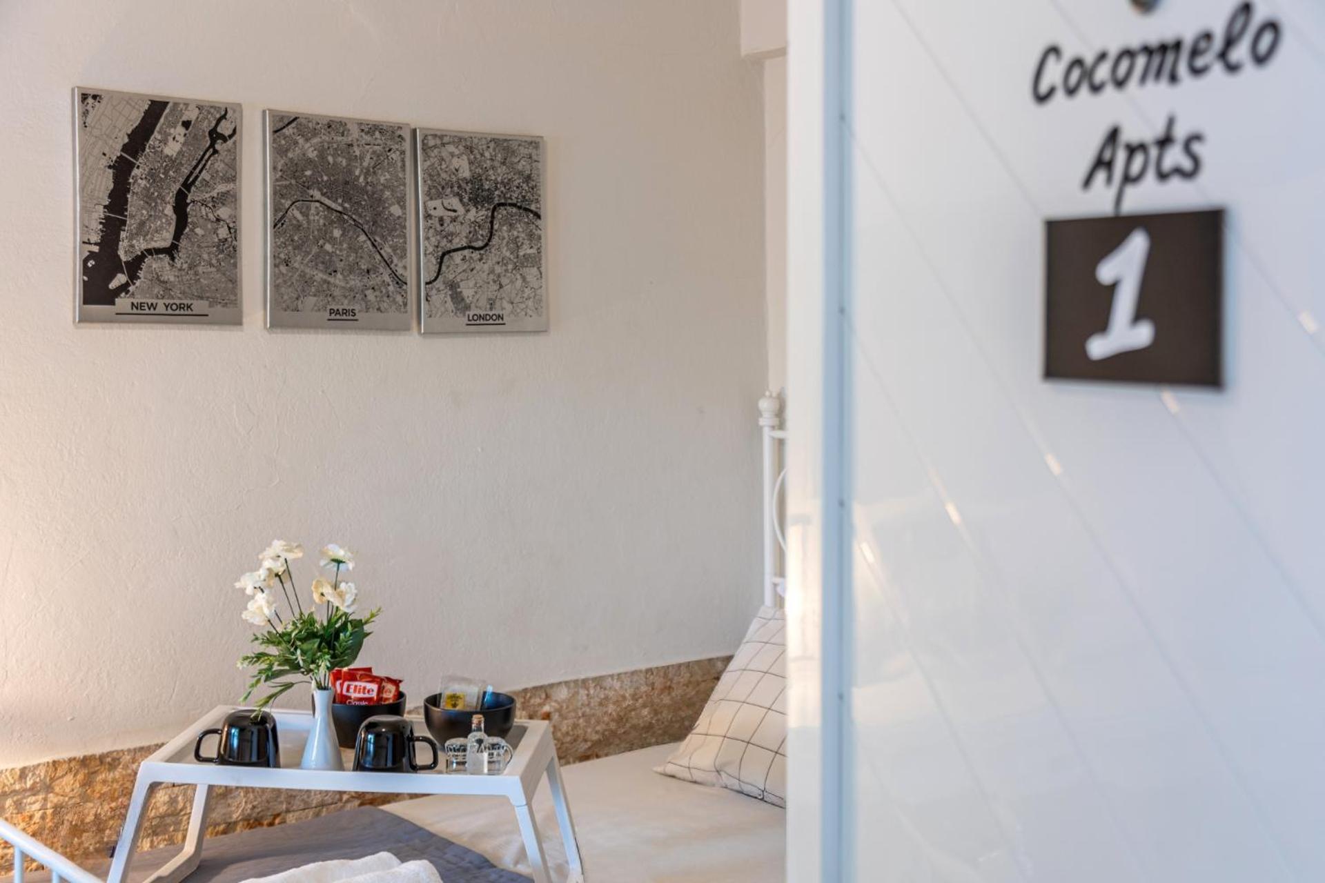 Cocomelo Apts 伊拉克利翁 外观 照片